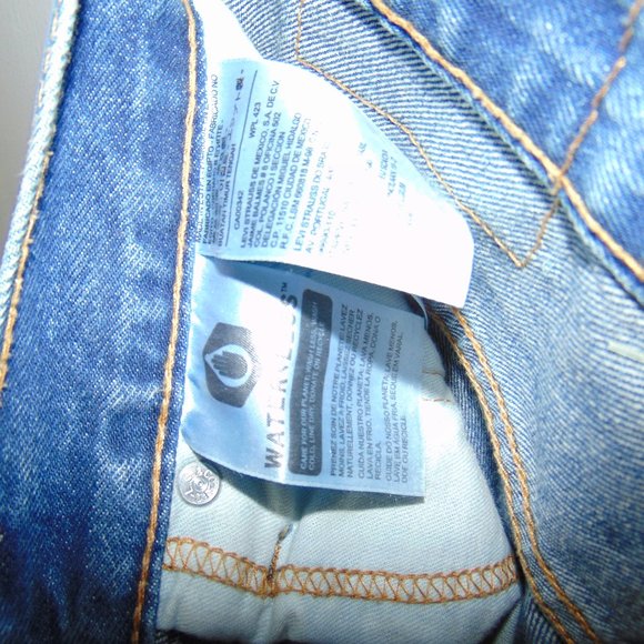 VTG Y2K Levi's 569 Womens High Waist Blue Denim Jeans Mom Shorts Size 29 - Picture 6 of 7